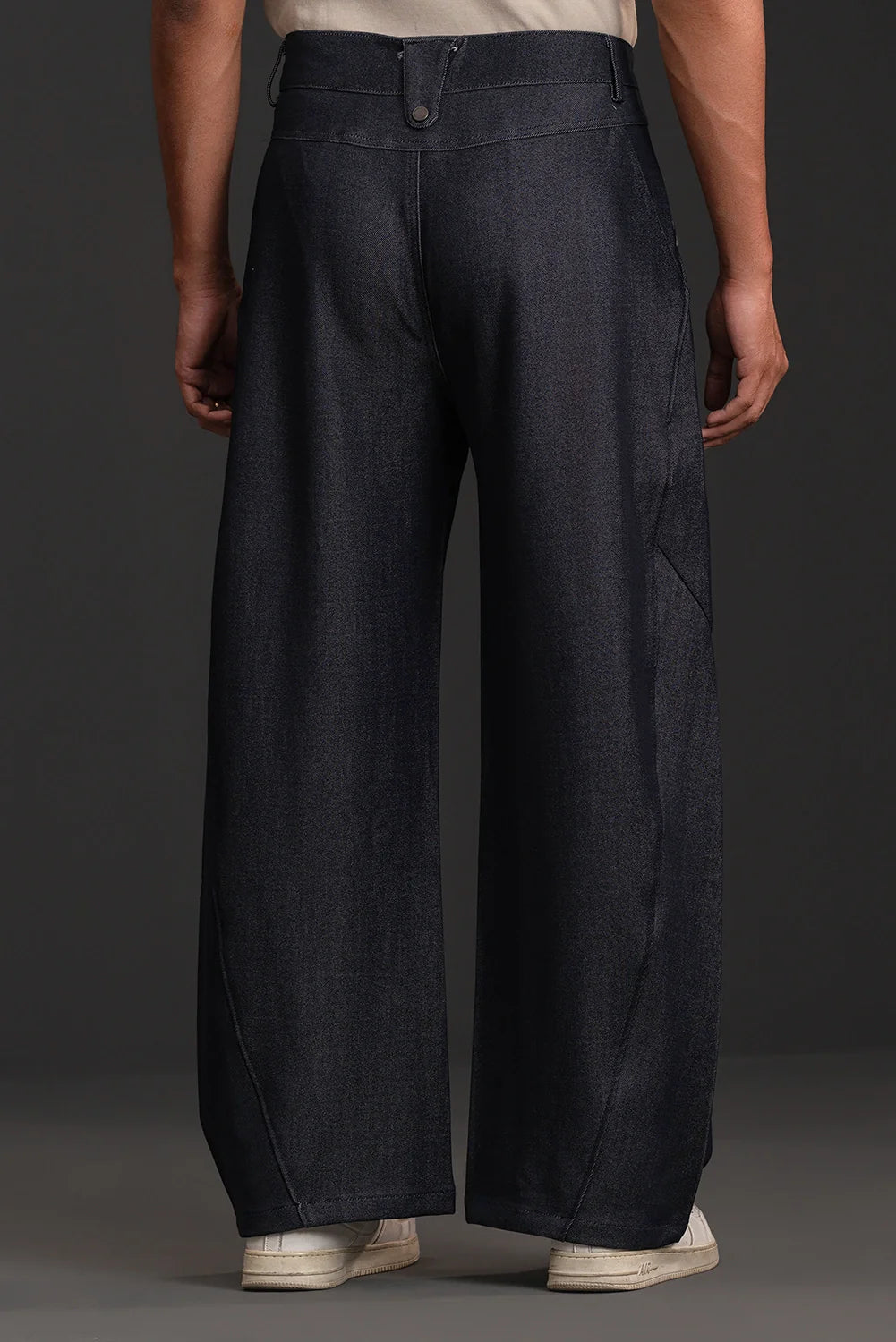 Modern Drape Baggy Fit Jeans