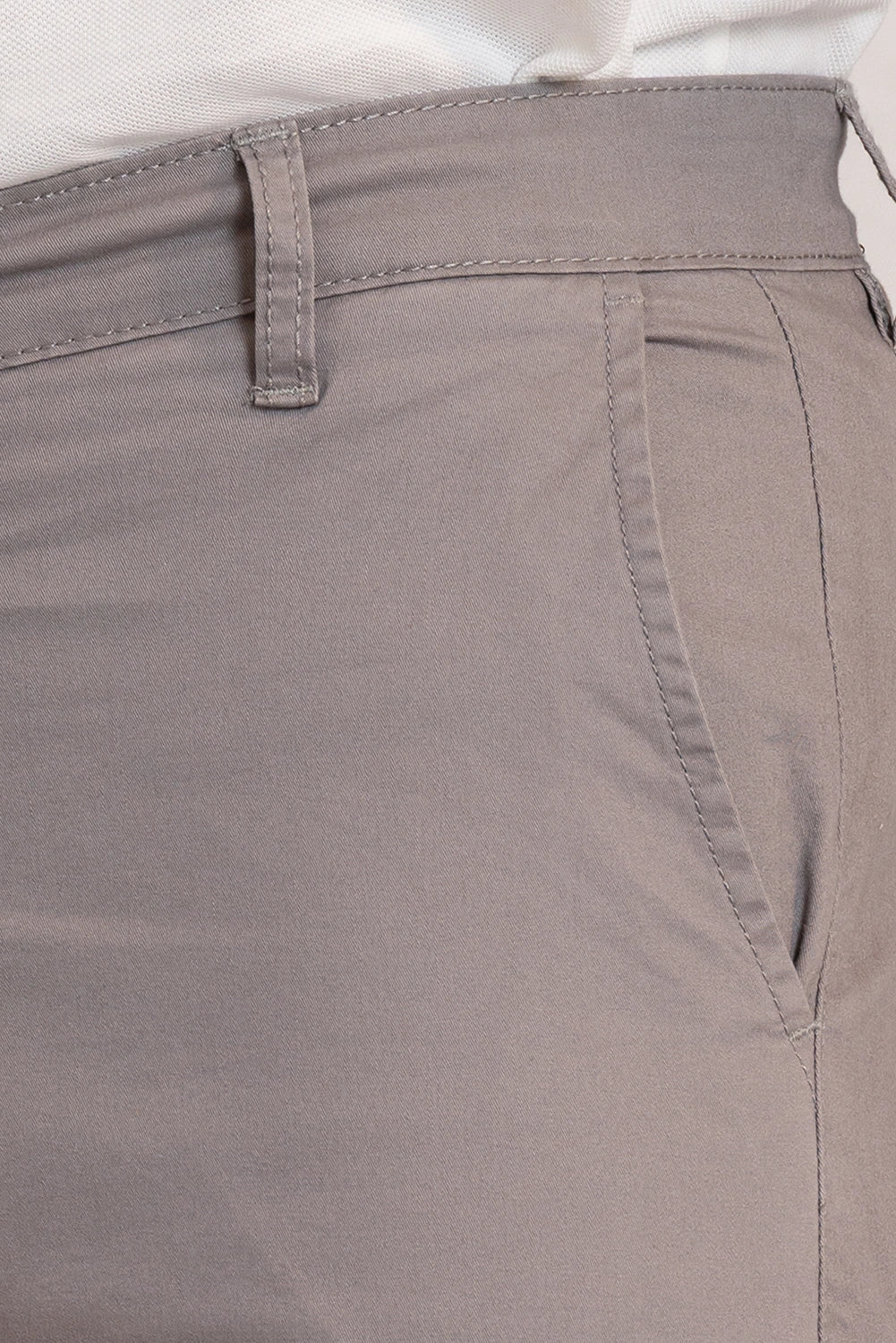 Classic Fit Twill Chinos