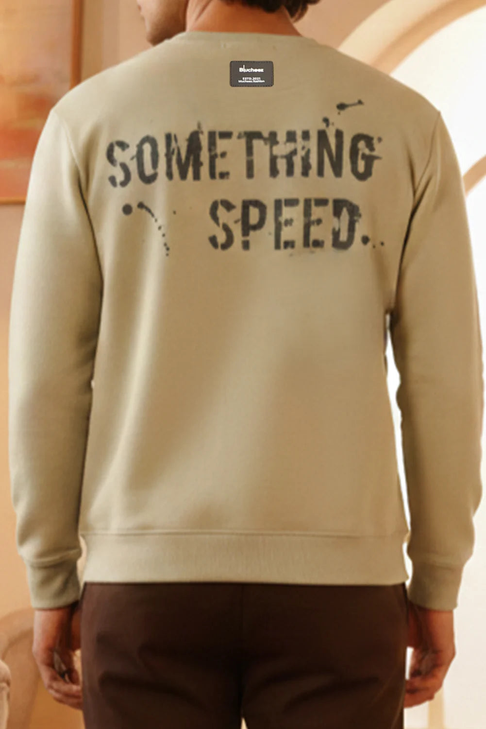 Essential Graphic Blend Sweatshirt