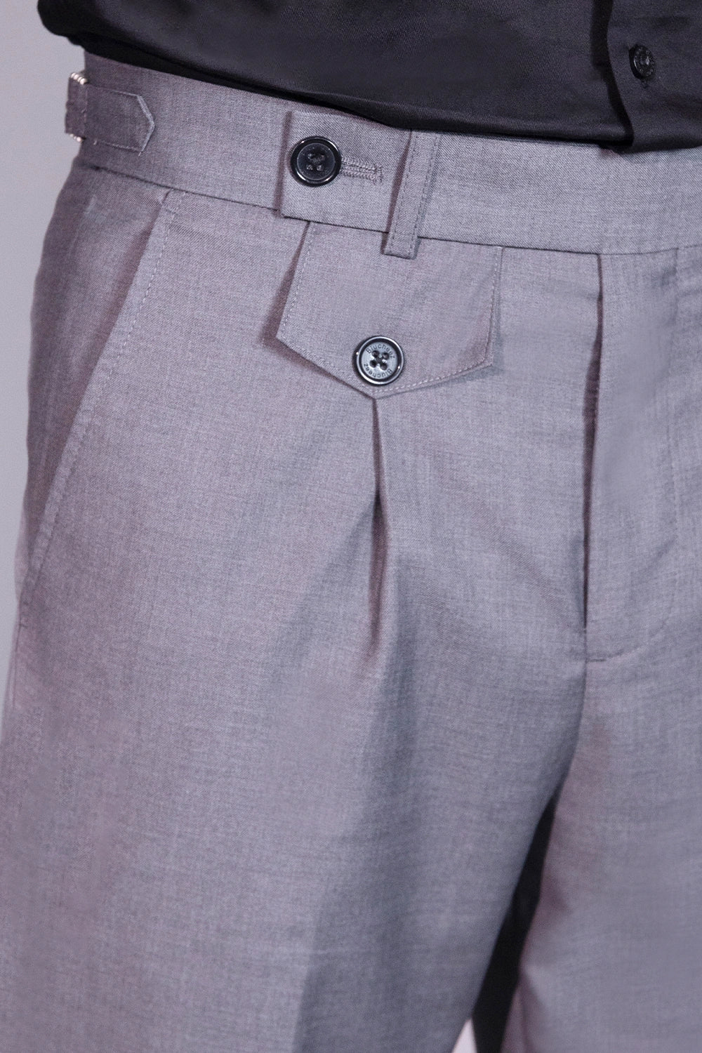Side Buckle Classic fit Pant