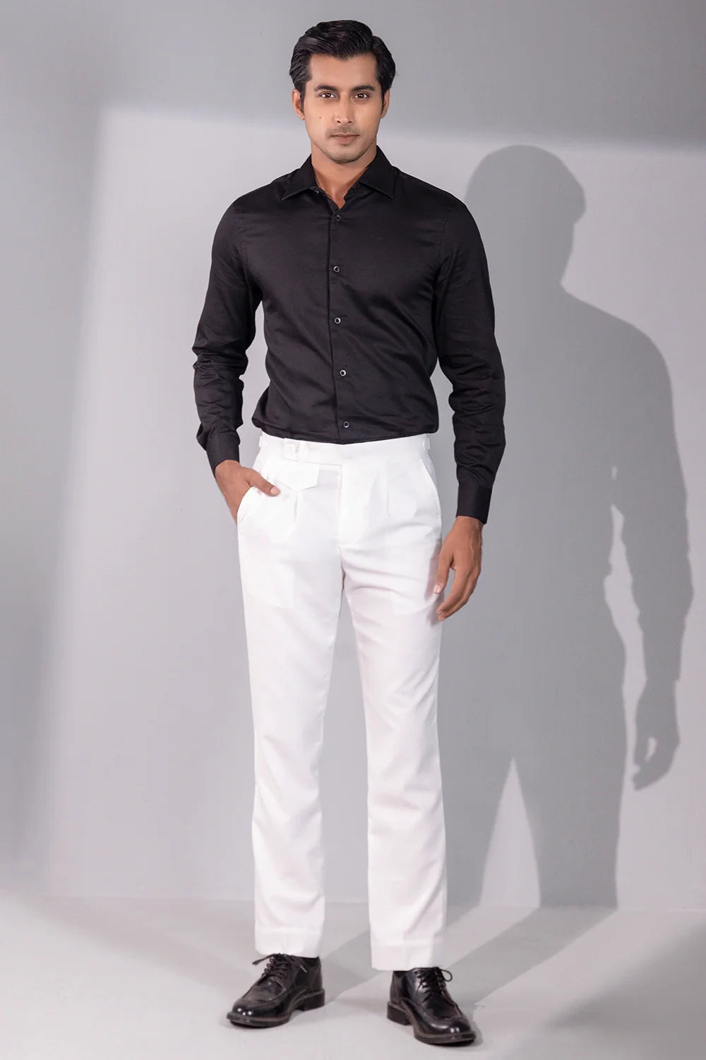 Side Buckle Classic fit Pant