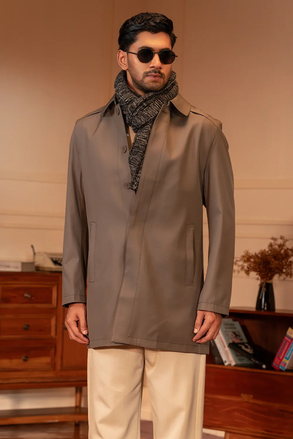 Classic Mid-length Trench coat