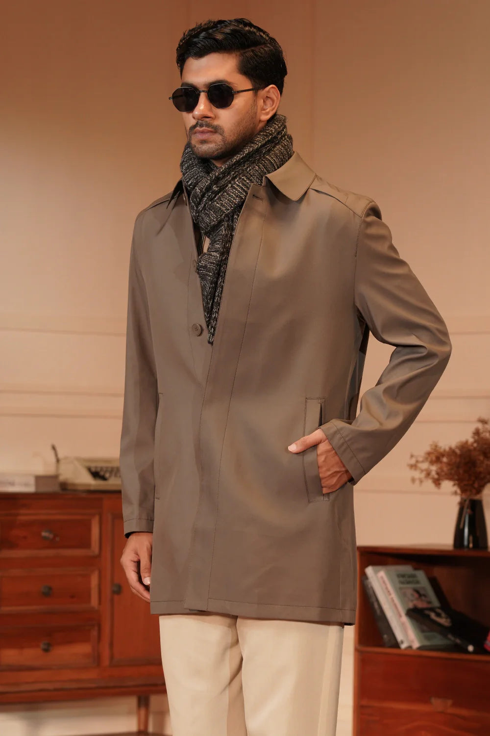 Classic Mid-length Trench coat